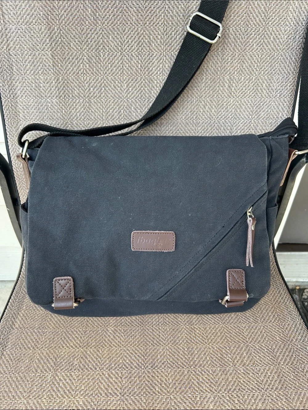 IBAGBAR Black Canvas Messenger Bag with Brown Leather Accents.